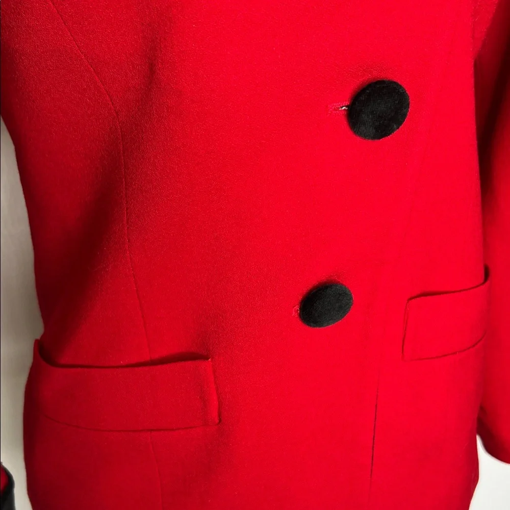 Vintage Christian Dior Red Women's Wool and Velvet Blazer - Picture 6 of 14